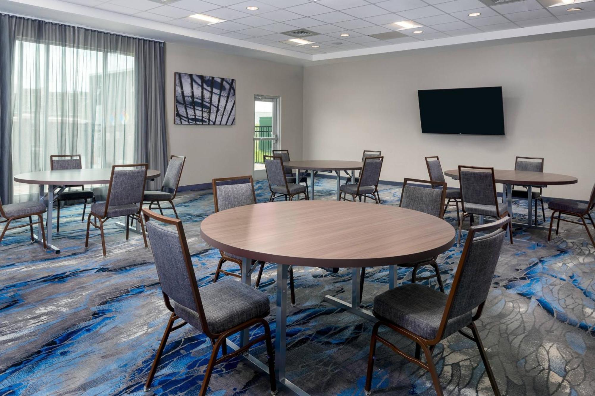 Fairfield Inn & Suites Charlotte Monroe Bagian luar foto